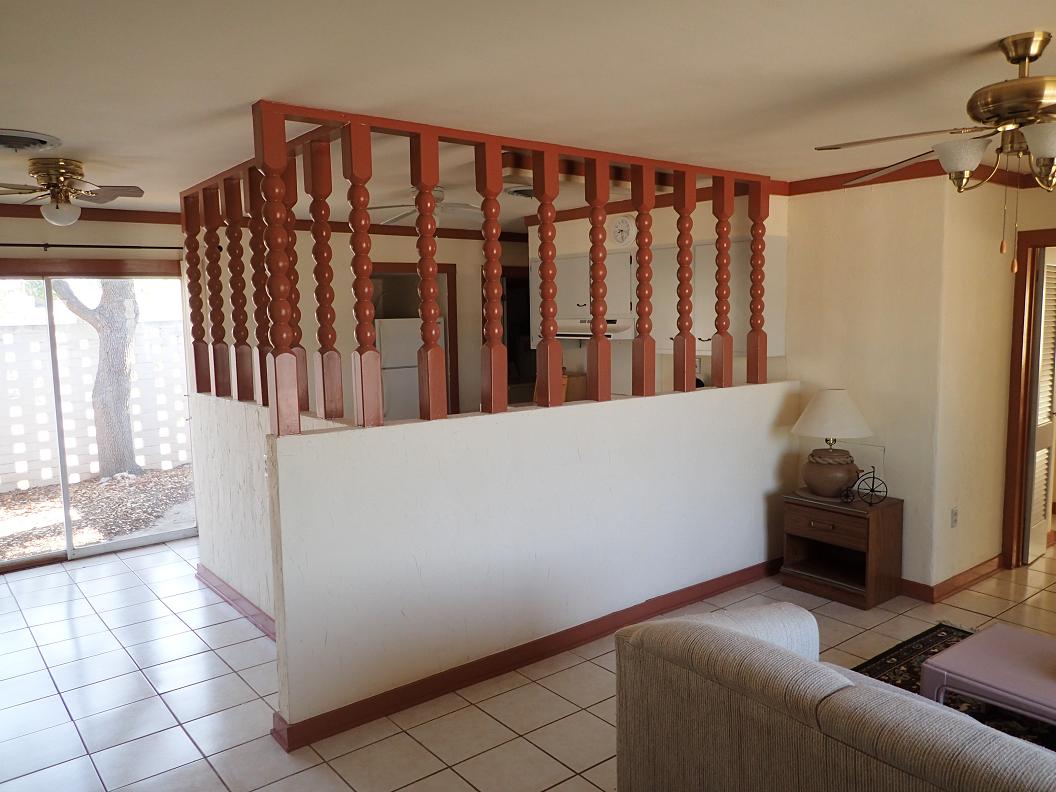 301 East Kerr Avenue, Sanderson, Texas