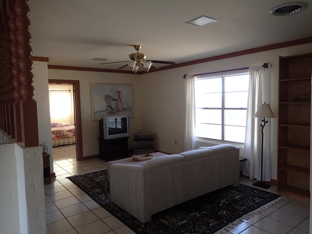 301 East Kerr Avenue, Sanderson, Texas