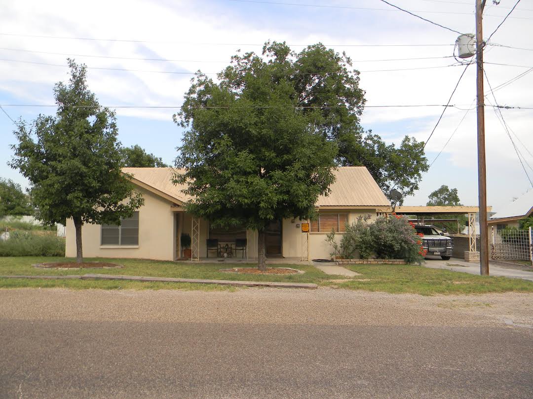 412 North Wilson, Sanderson, Texas