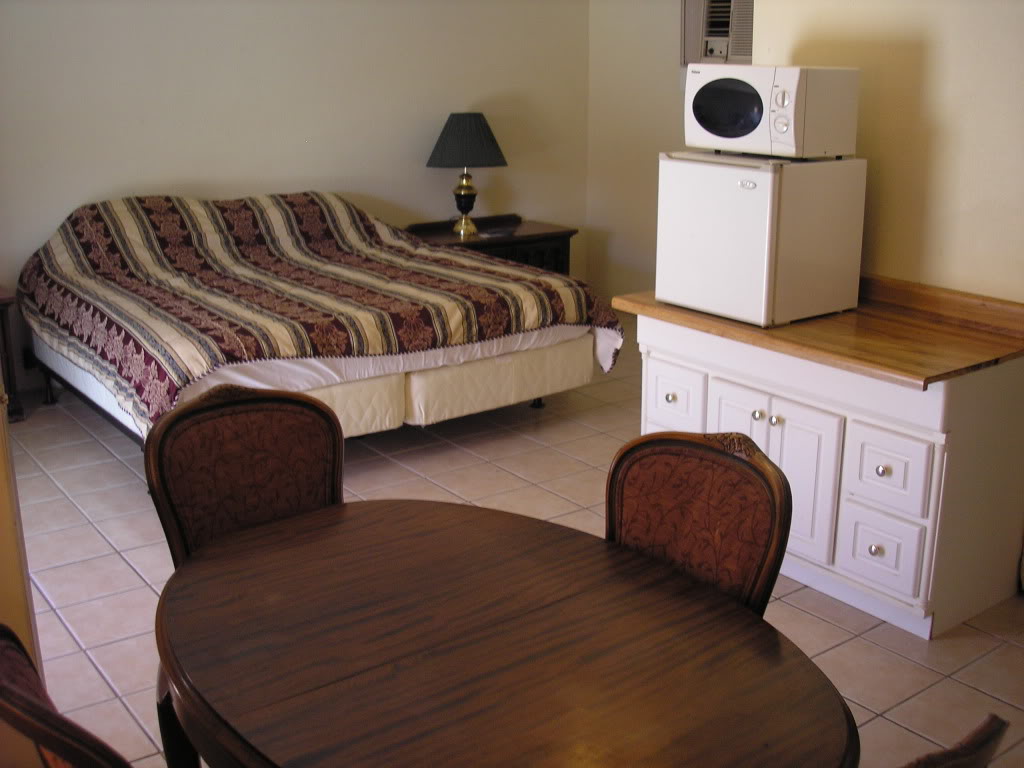 SUNSET SIESTA MOTEL, U.S. Highway 90, Sanderson, Texas