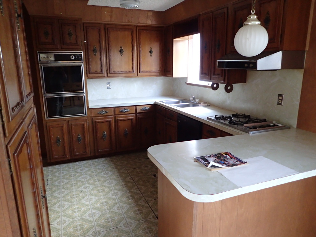 5 Bed 2 bath on 2 acres just west of Sanderson, Texas